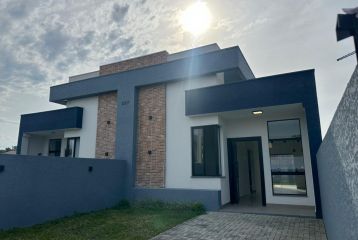 Casa nova com design moderno e acabamento impecável em Saint Etiene – Matinhos (PR) CA305